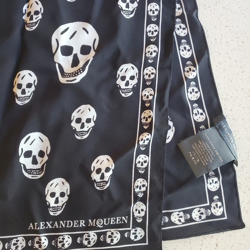 Alexander McQueen scarf
